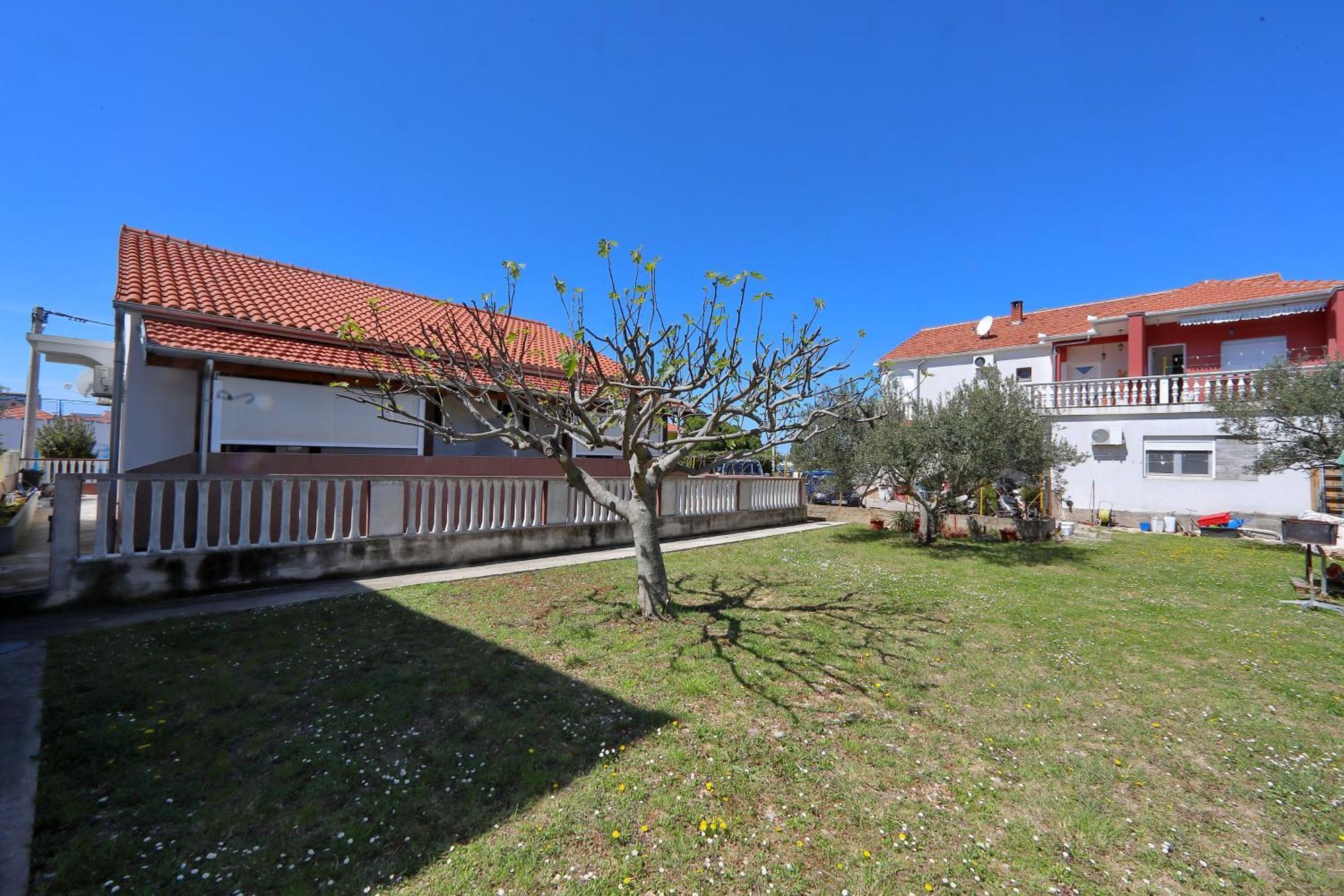 Apartments Ivana Bibinje Exterior photo